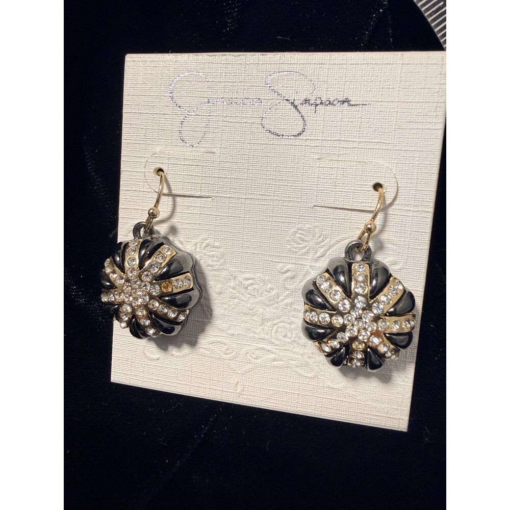NWT Jessica Simpson Domed Cluster Drop Earrings